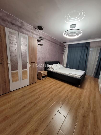 2 CAMERE-VEDERE  MARE +PARCARE -TERMEN LUNG(INCLUSIV VARA)-500 E - 27