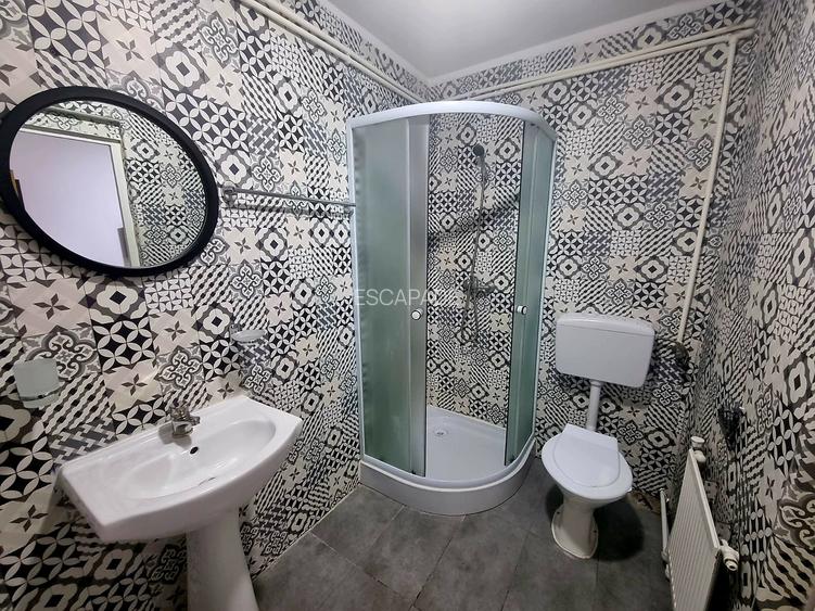 De vanzare Motel angajati/Personal de lucru strain, minim 60-100 persoane - 6