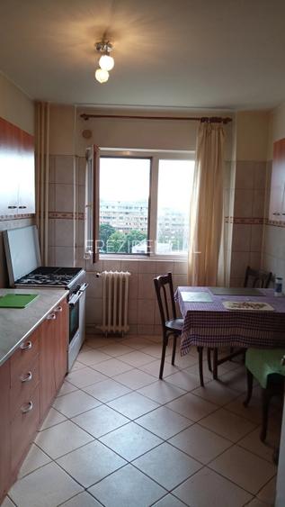 Apartament 4 camere-de vanzare-decomandat-zona Lujerului - 2