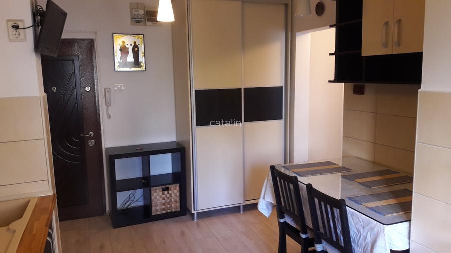 Proprietar inchiriez apartament cu 2 camere - 3