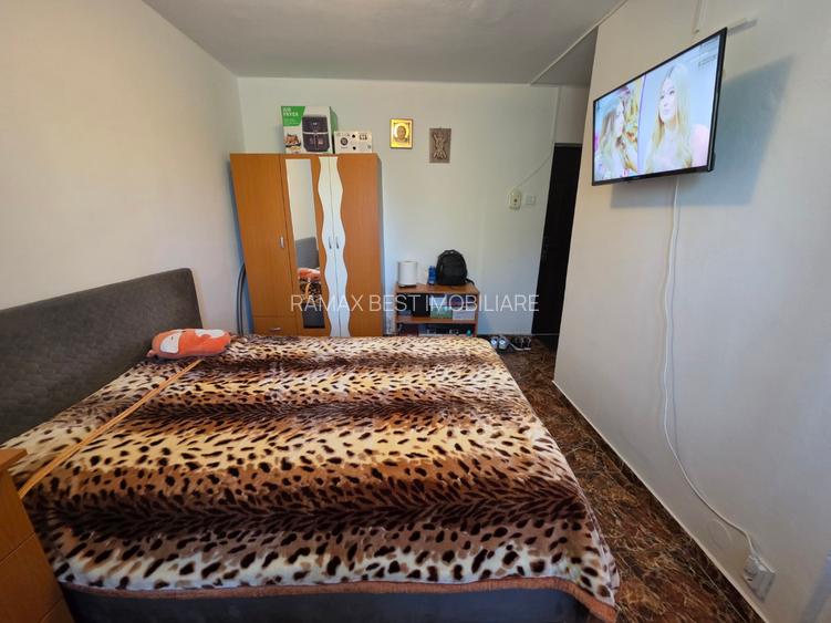 Titan, 15 minute metrou, strada Postavarul intersectie Tudor Ion,5 minute Auchan - 8