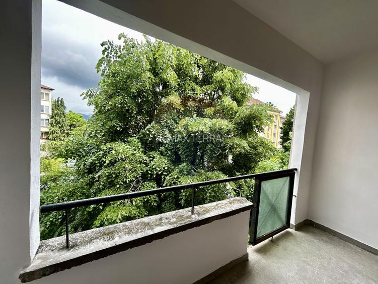 Apartament cu 3 camere de închiriat în zona Sasar - 13
