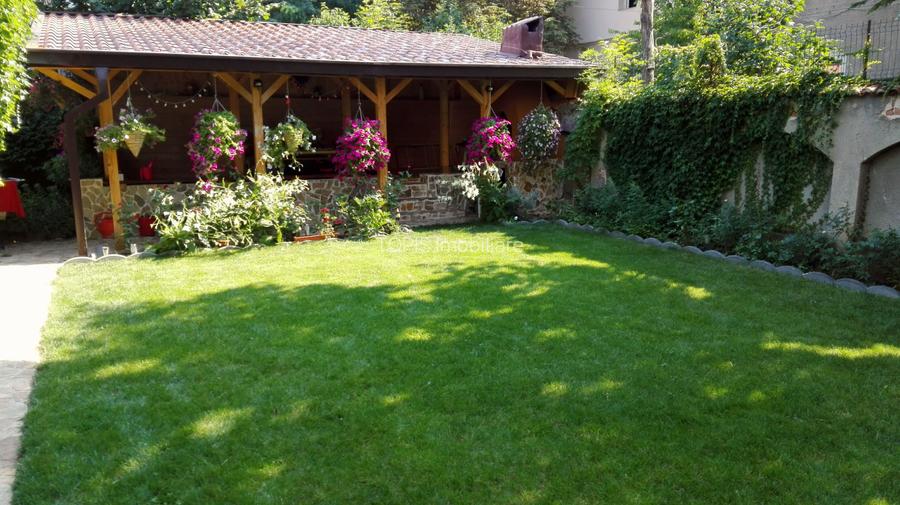 Floreasca / Casa Individuală cu 4 Apartamente - Birouri / Parcare + Curte / 2021 - 13