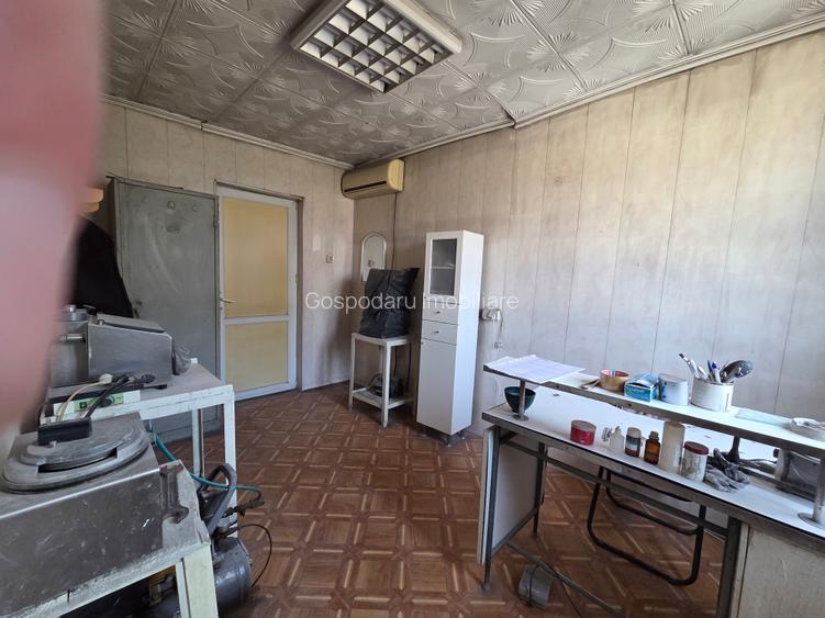 Garsoniera - spatiu prestari servicii - zona centrala Adjud - 6