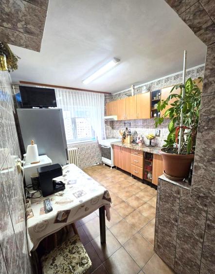 3 camere | decomandat | bloc 1980 reabilitat | 100 m Metrou Gorjului - 6