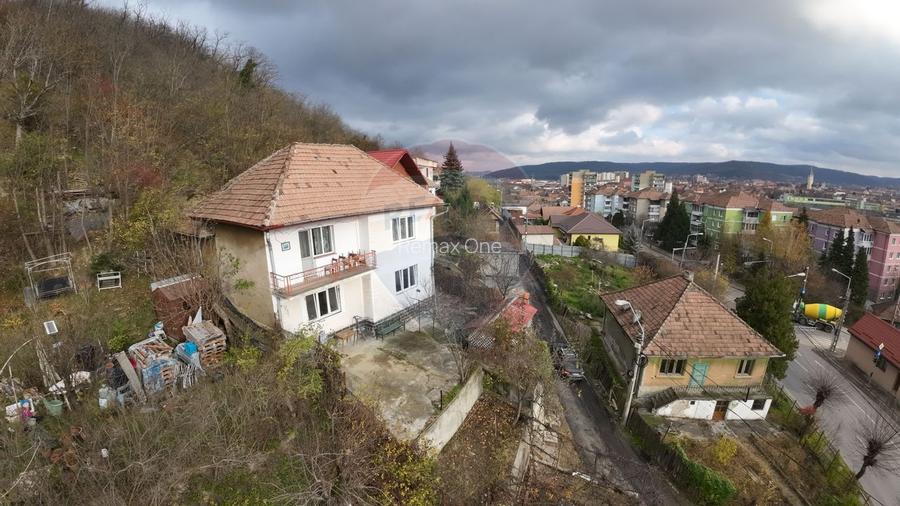Casa / Vila cu 5 camere de vanzare in zona Exterior Sud - 8
