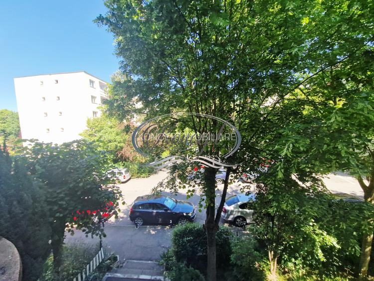 Apartamet renovat la cheie cu balcon inchis in Manastur - 14