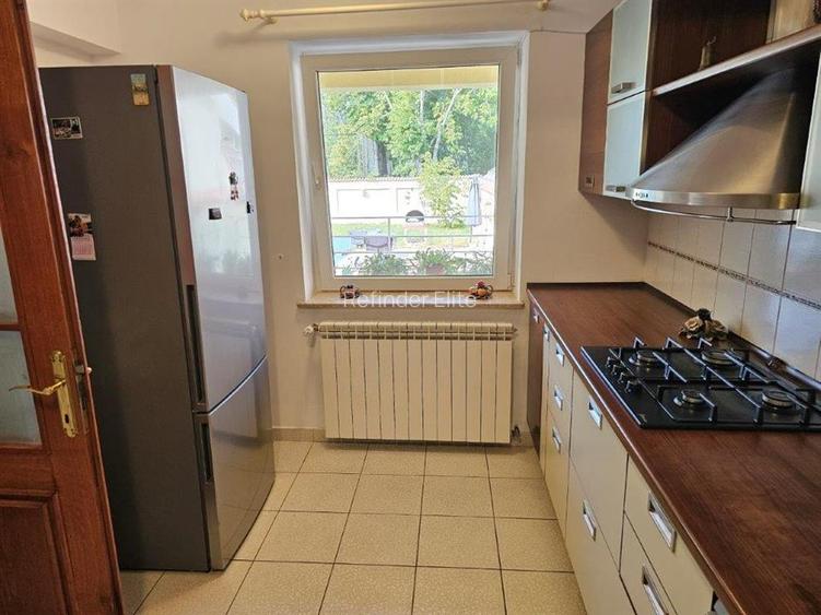 Vila eleganta D+P+1+M | 649 mp | piscina exterioara| renovata complet | Pipera - - 10