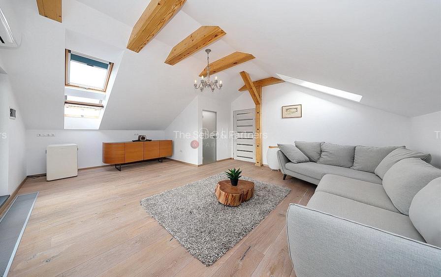 Apartament deosebit intr-o vila situata pe Dealul Cetatii - 23