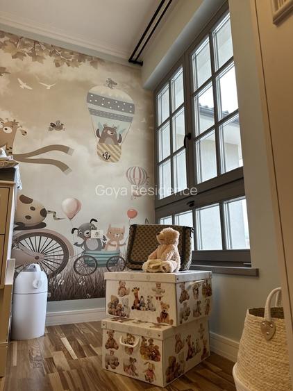 Margine de triplex : 5 camere, 3 bai,2 dressinguri,bucatarie, balcon,terasa. - 2