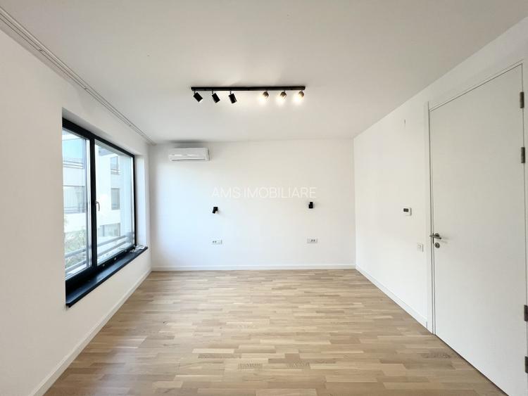 SUPERB / PARTIAL MOBILAT / GRADINA - 25