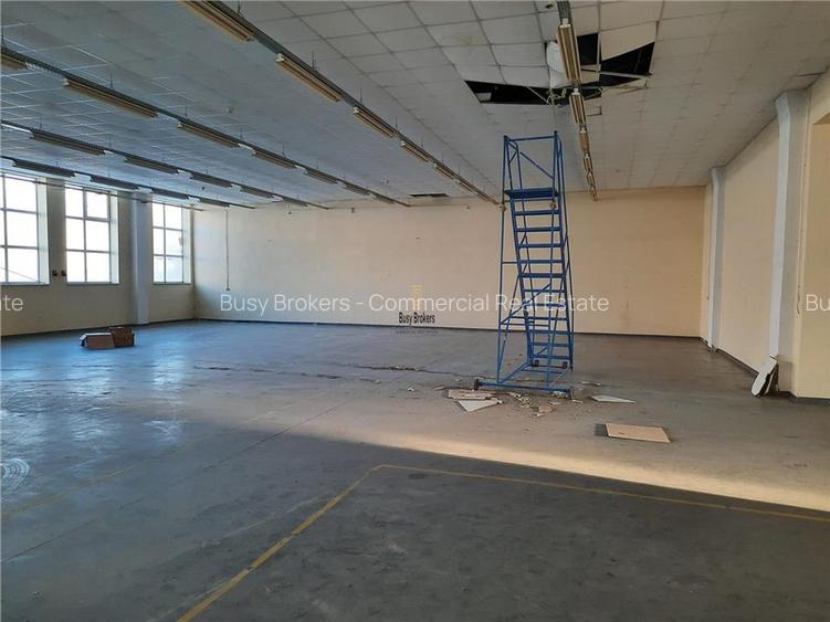 Spatiu Industrial - 1300 mp - Depozitare - Distributie - Comert - 7