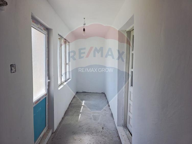 Casa de vanzare in sat Botesti, com. Ungureni, jud. Bacau. - 4
