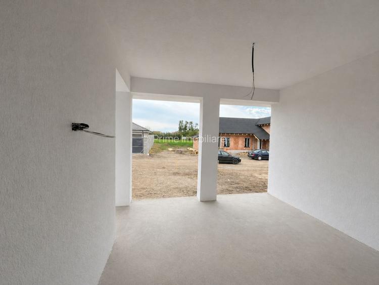DE VANZARE CASA SEMIFINISATA , OARDA DE JOS ,113 MP , TEREN 500 MP, - 2
