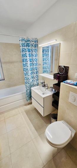 Proprietar inchiriez apartament complet mobilat si utilat, la prima chirie - 16