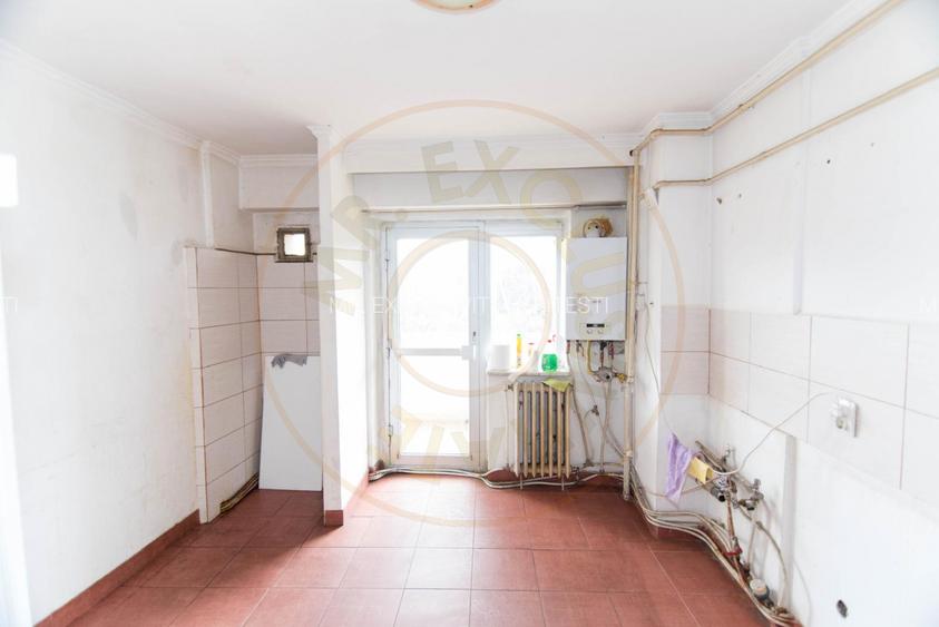 APARTAMENT 2 CAMERE DECOMANDAT LANGA BCR - 4