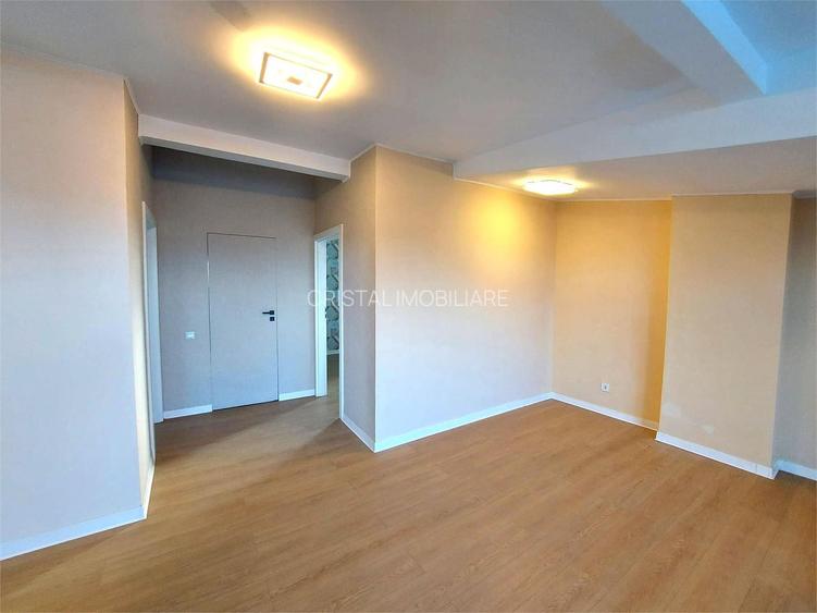 Penthouse 3 camere, 105 mp, terasa 15 mp, zona Eminescu, bloc nou - 8