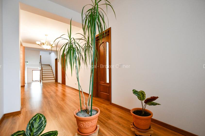 Vila independenta energetic cu teren 427mp pe colt COMISION 0% - 24