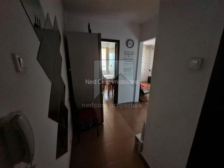 Inchiriere apartament 2 camere - Metrou 1 Mai - 8