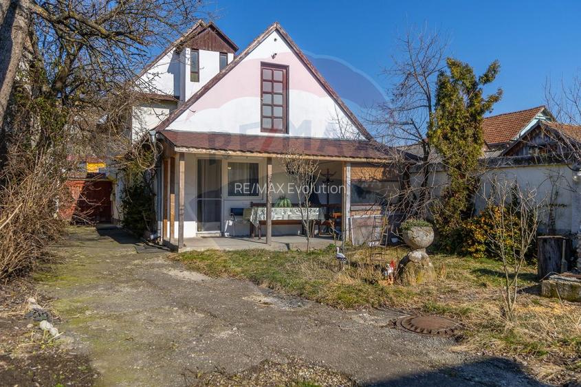 Refugiu în inima Transilvaniei – Casă săsească cu 5 camere în Rupea - 27