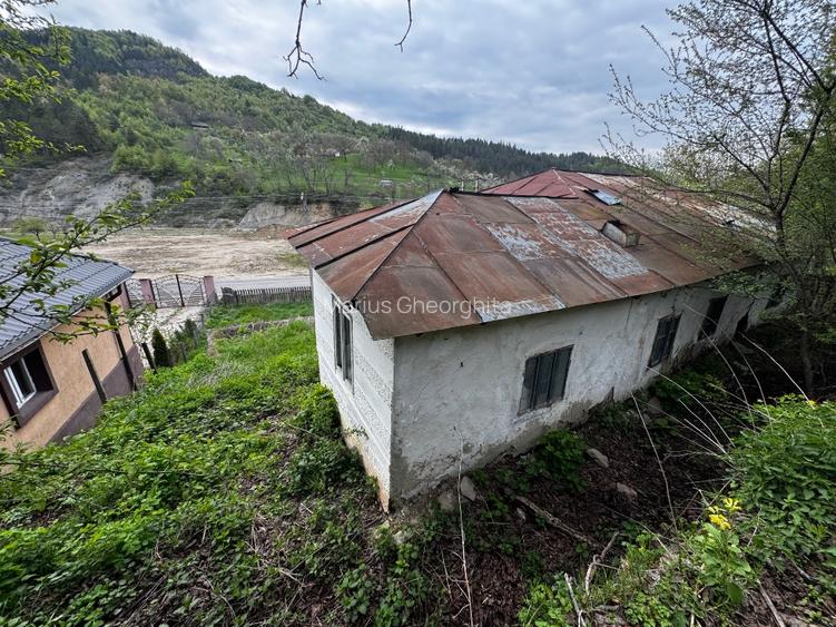 Teren intravilan 665mp cu constructie, com. Andreiașu, jud. Vrancea - 11