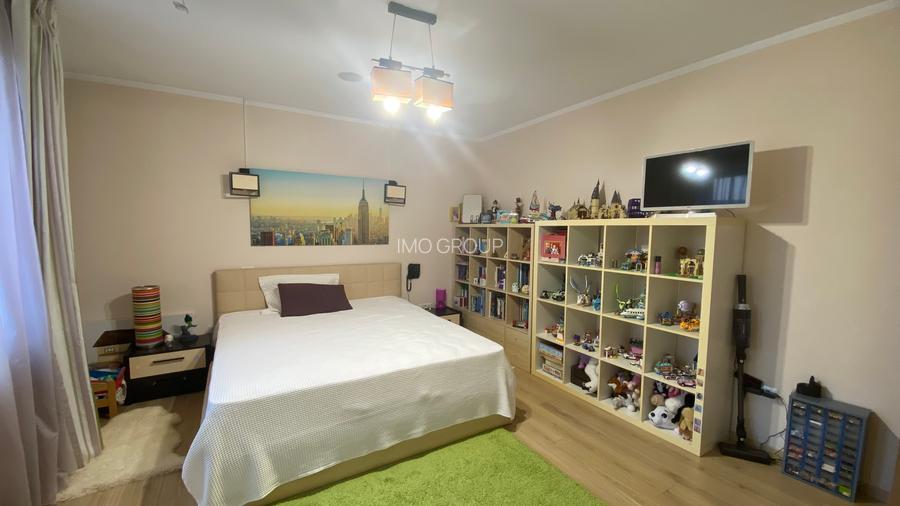 Se vinde URGENT Vila 6 camere Otopeni zona 23 August - 10