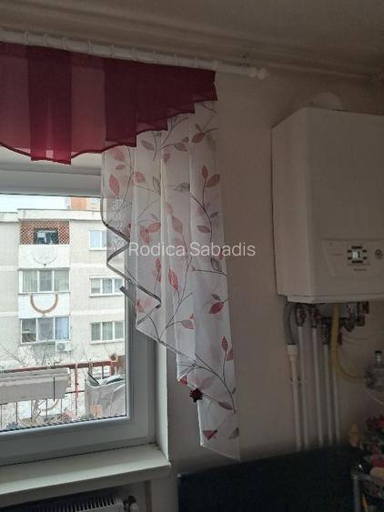 Apartament 2 camere, zona foarte buna - 3