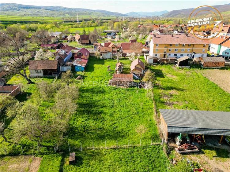 Teren frumos de 1.469 mp cu casuta: oportunitate in zona Centrala, Bodoc - 5
