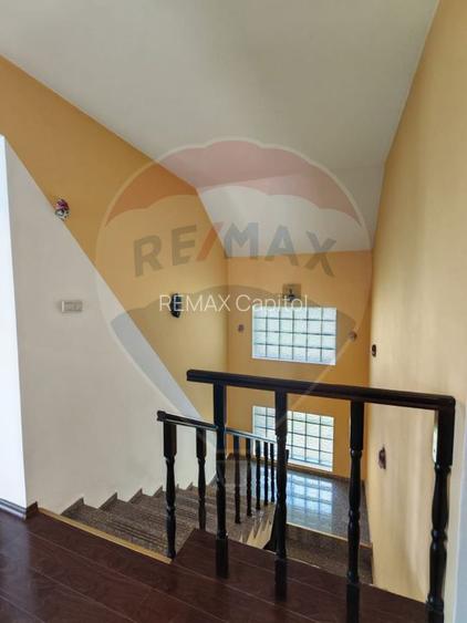 Casă / Vilă cu 5 camere de vânzare in Harman, Brasov - 21