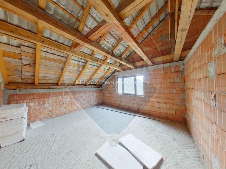 Casă cu 5 camere de vânzare în Piatra, Maramureș - 8