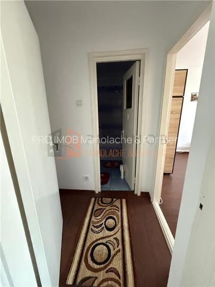 Apartament 2 camere cf 1 semidecomandat zona Crang - 4