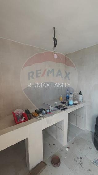 Casă 5 camere 2324 mp teren de vânzare Fughiu-Osorhei 12 km de Oradea - 7