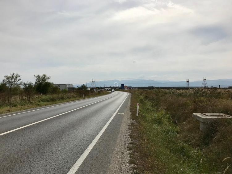 Teren langa HORNBACH  si VGP intravilan, direct de la proprietar! - 10