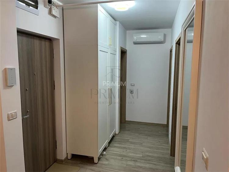 TORONTALULUI - 3 CAM - ETJ.1 -  BLOC NOU - 2 BAI - 2 BALCOANE - BOXA - LOC PARCA - 3