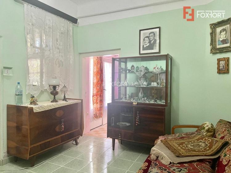 Casa de vanzare la curte comuna Zona Lunei - COMISION 0% - 8