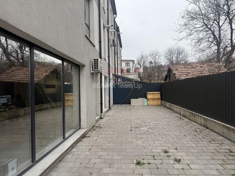 Spațiu comercial modern, 106 mp, parter, parcare inclusă, curte - 4