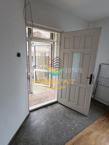 De Vanzare Casa Generoasa De 286mp Utili In Zona Luica - 21