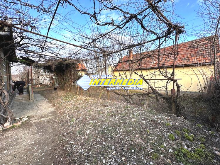 Casa Veche intrare Barabant 1242mp./17m Teren Gard Asfalt Bransamente Utilitati - 8