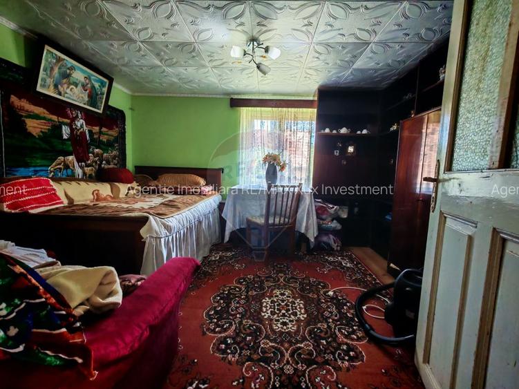 Casa ultracentral in Saliste cu un teren generos de 1757 mp - 11