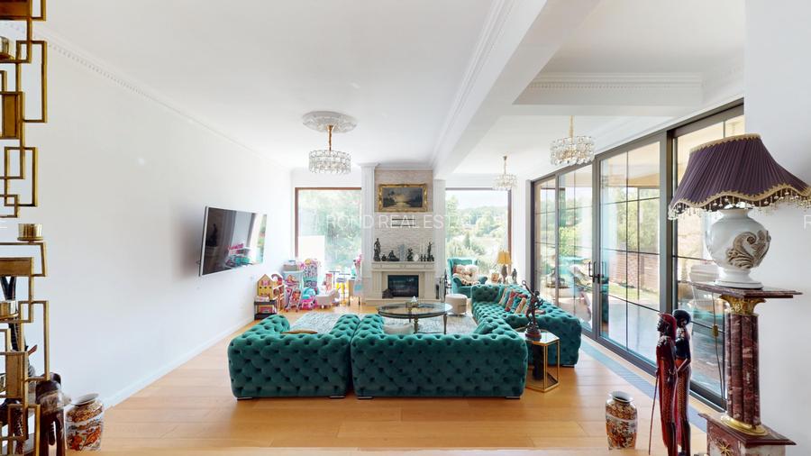 Imobil  de lux pe malul lacului cu ponton, complet mobilat si utilat - 15