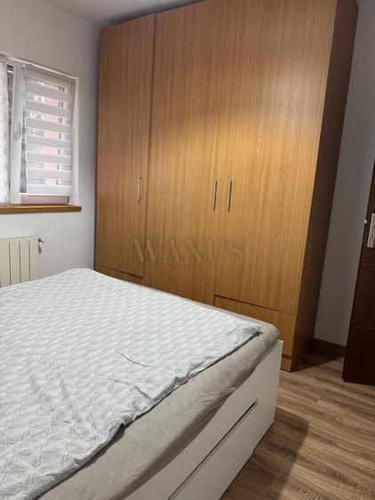 Apartament 2 camere, decomandat, dublă orientare, etaj 3, zona centrală