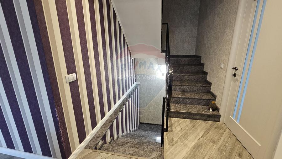 Casă / Vilă cu 7 camere si teren 1000 mp în zona Centrala-Suceava - 29