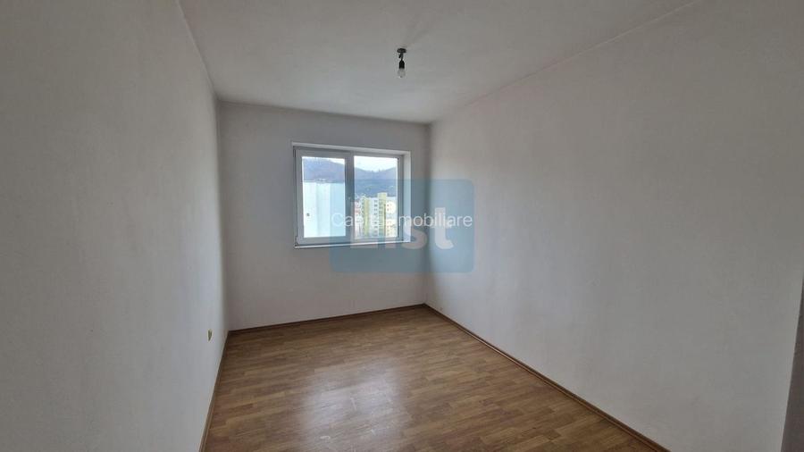 Apartament cu 2 camere de vanzare, Baia Mare B-dul Decebal Comision 0! - 8