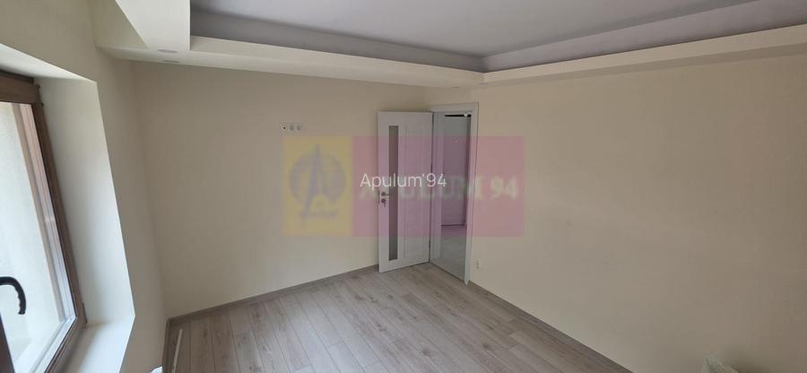 Apartament 2 camere, parter, de vanzare in Busteni - 3