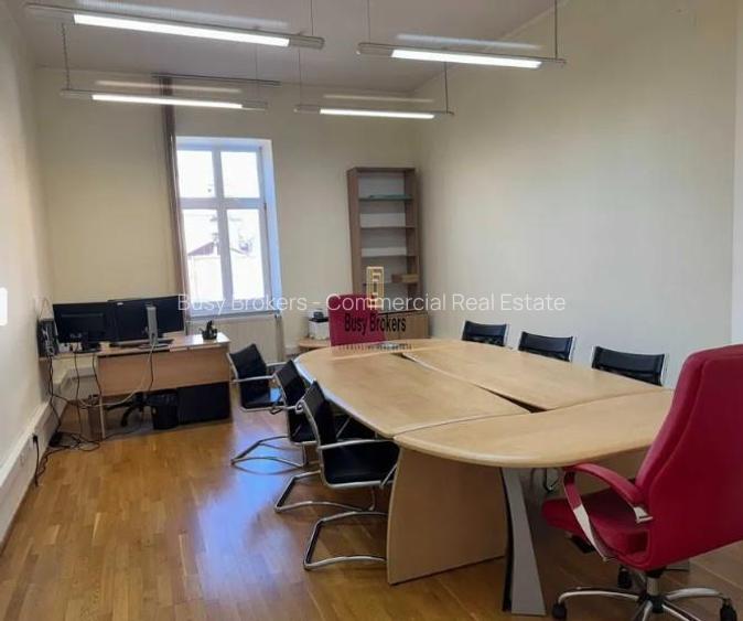 Spatii Birouri - 200 mp - zona centrala - 4