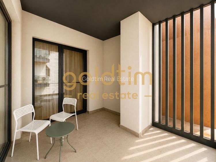 FIRST RENT/ IANCU NICOLAIE/ PRIVELISTE LAC/ PARCARE/ DRESSING - 13