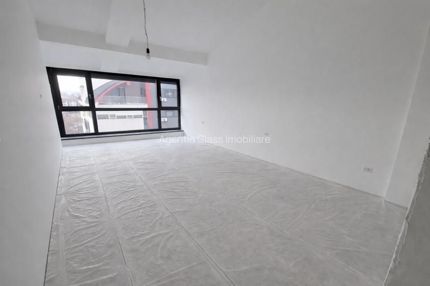 Penthouse exclusivist – bloc Central Park  – Strada Basarabiei - 3