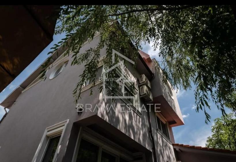 Casă de vânzare, 250 mp, 7 camere, zona Iris - 17