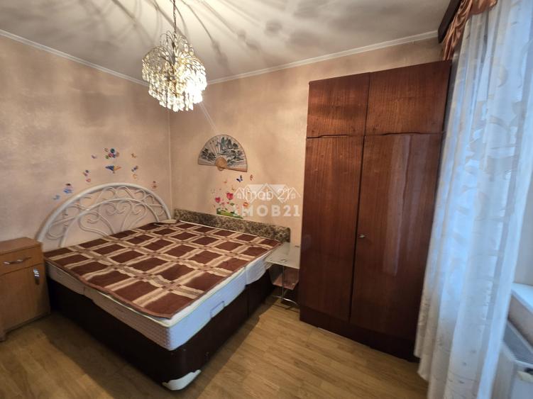 Vanzare apartament 4 camere, cu vedere panoramica, in zona Eroilor Ploiesti - 9