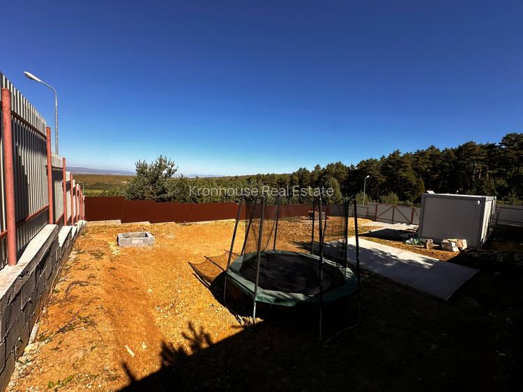 Refugiu la liziera padurii — teren ideal pentru casuta de vacanta - 11